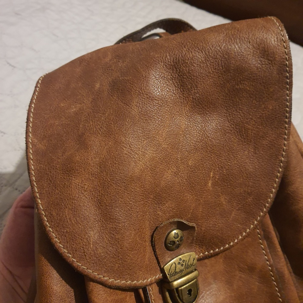 Patricia Nash Italian Leather Backpack Tan Convertible Flap Drawstring Casual - Picture 2 of 13